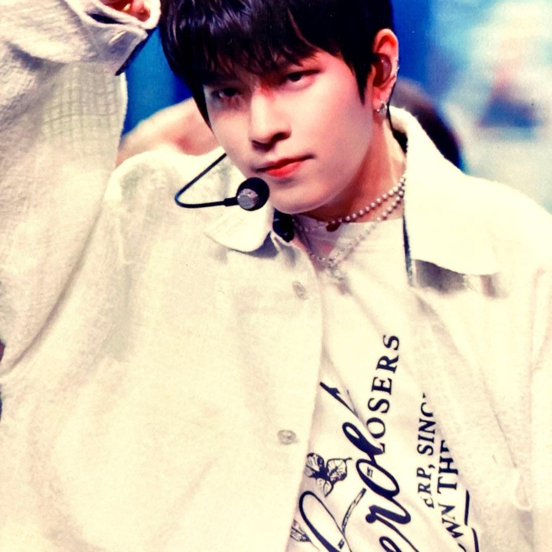 セール中…スンミン直筆サイン入り2Lサイズ写真…