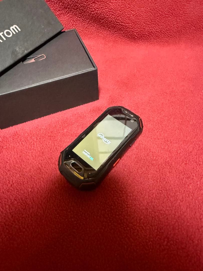 Unihertz Atom（ユニハーツ アトム）超小型SIMフリースマホ