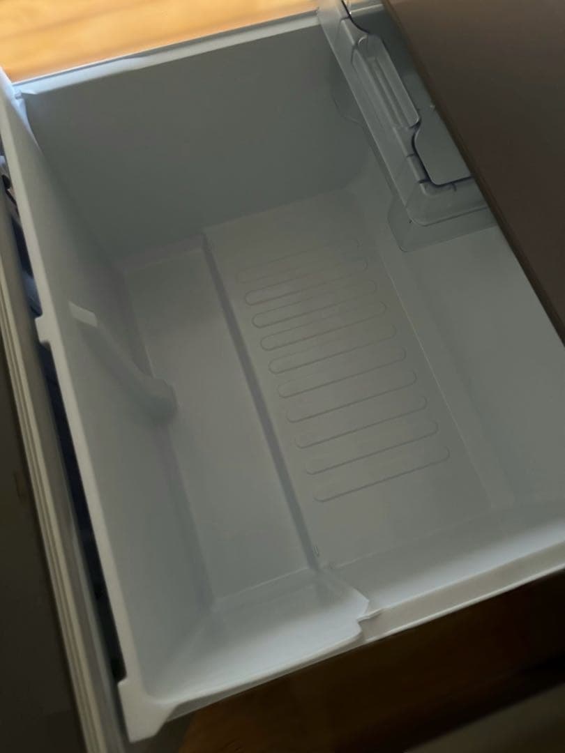 ＊訳あり＊極美品【SHARP】ノンフロン冷凍冷蔵庫（SJ-X416J-T）