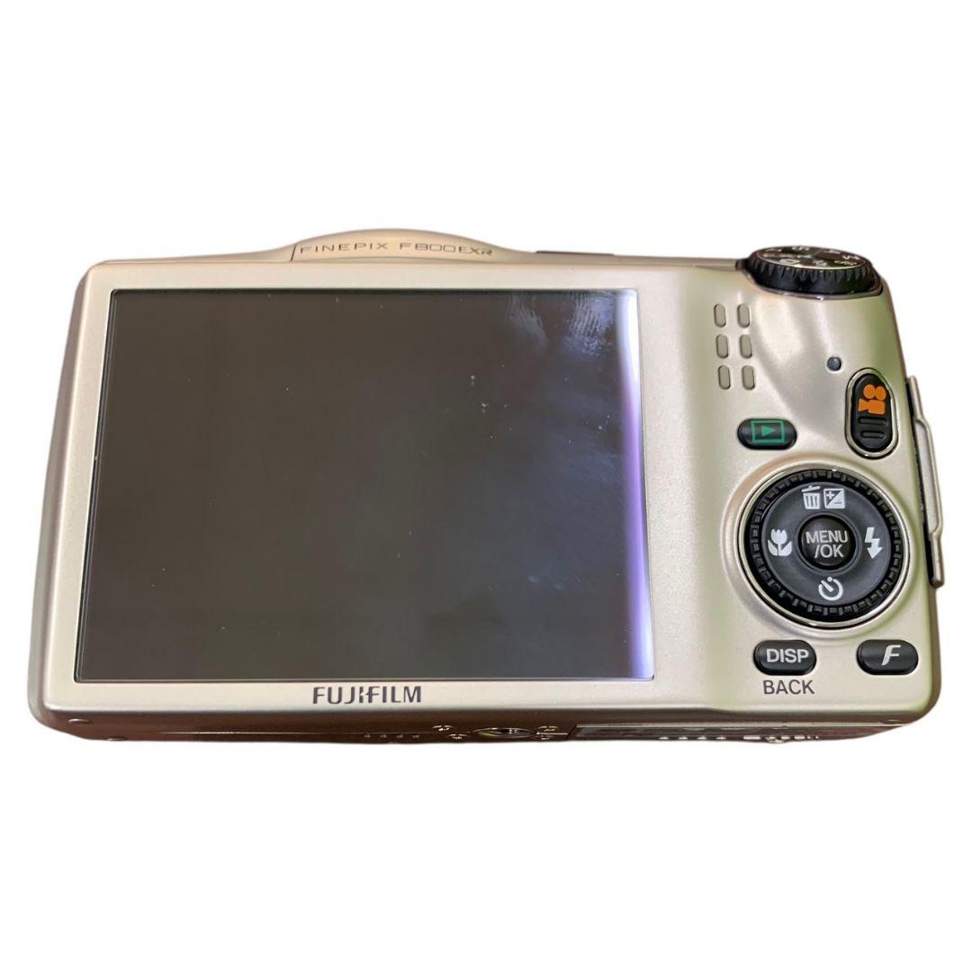 M*様 A9285 FUJIFILM fine pix F800EXR シルバー