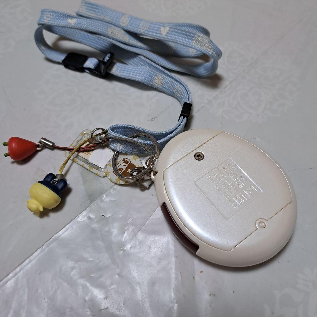 ま*に様 ユニクロコラボたまごっち スクールせーとぜいいんしゅーごっち本体と攻略