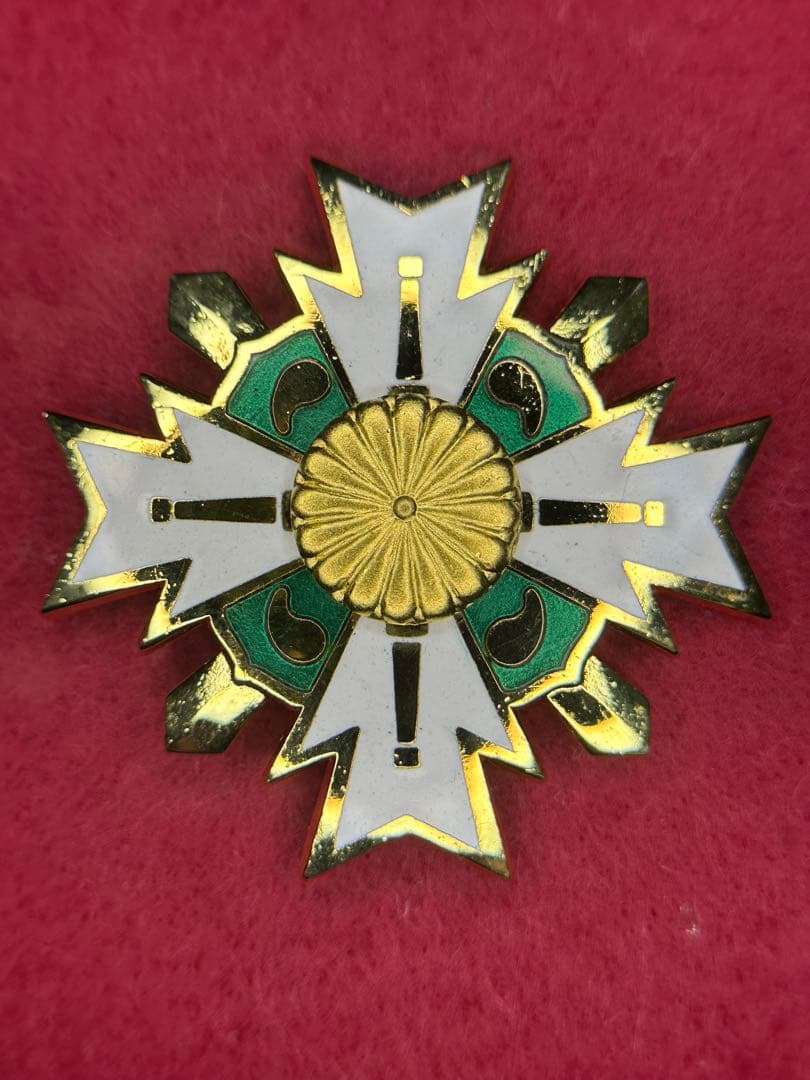 【引退品/大量】消防・赤十字 功労章/記念章/階級章など 約40点 豪華セット