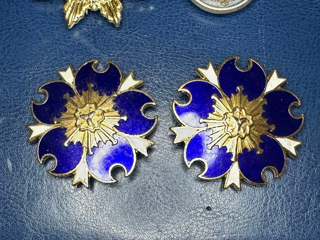 【引退品/大量】消防・赤十字 功労章/記念章/階級章など 約40点 豪華セット