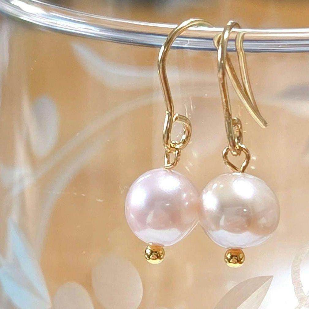 専用です☆お花とマザーオブパールとガラスストーンのピアス