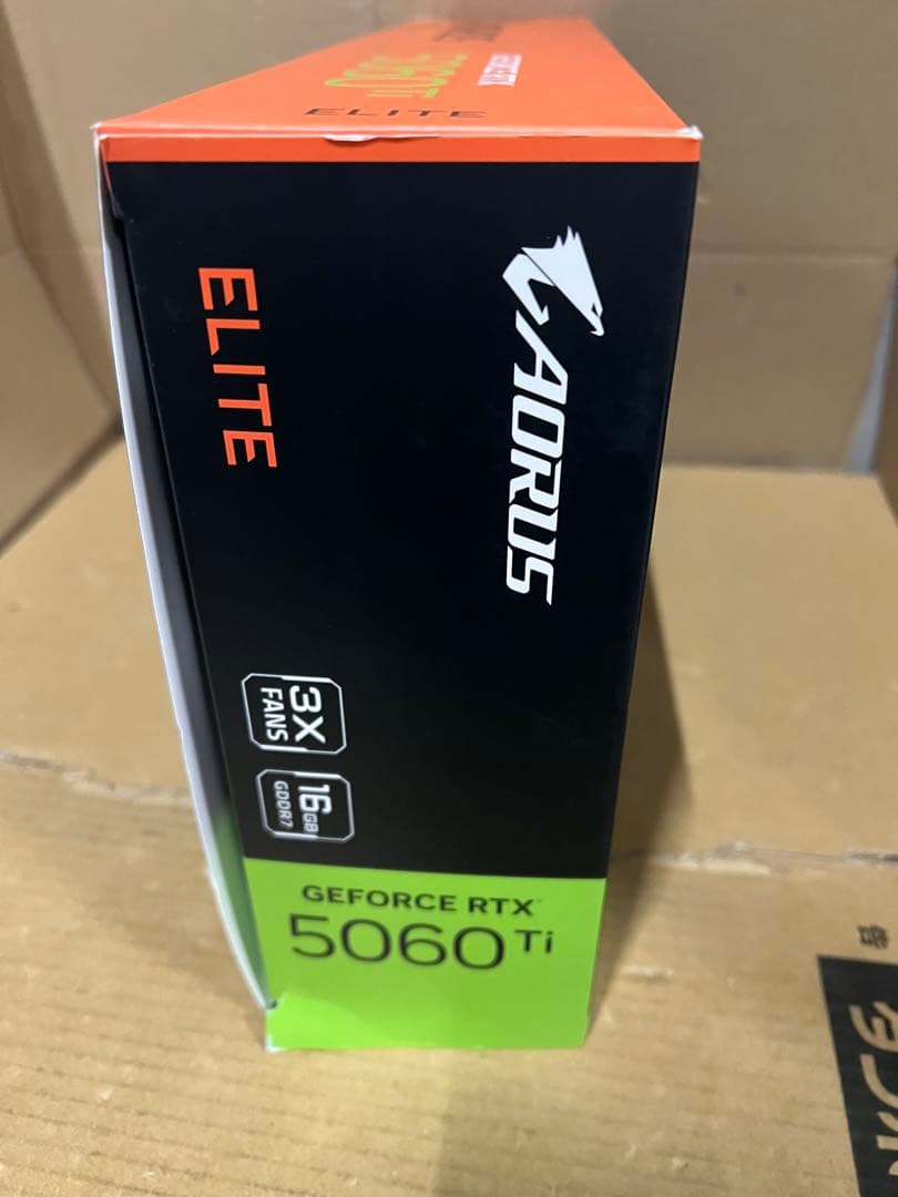 GIGABYTE RTX5060Ti 搭載 グラフィックボード 16GB