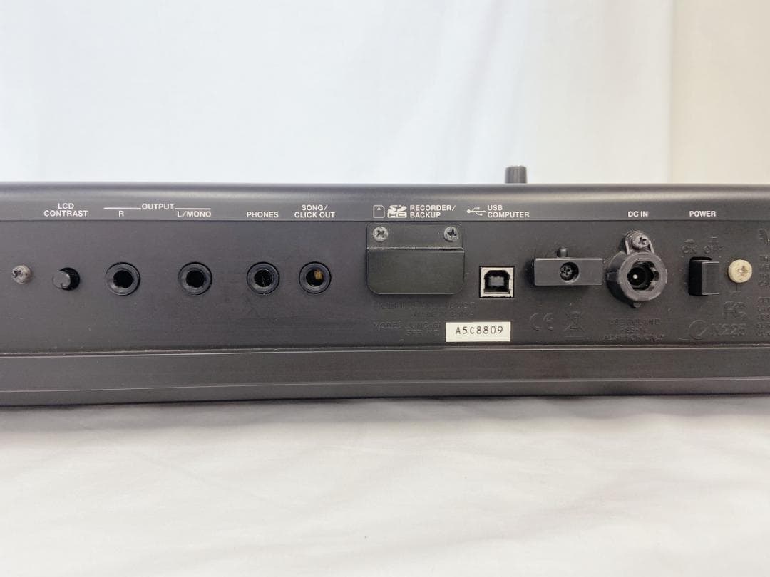 Roland JUNO-Gi シンセサイザー