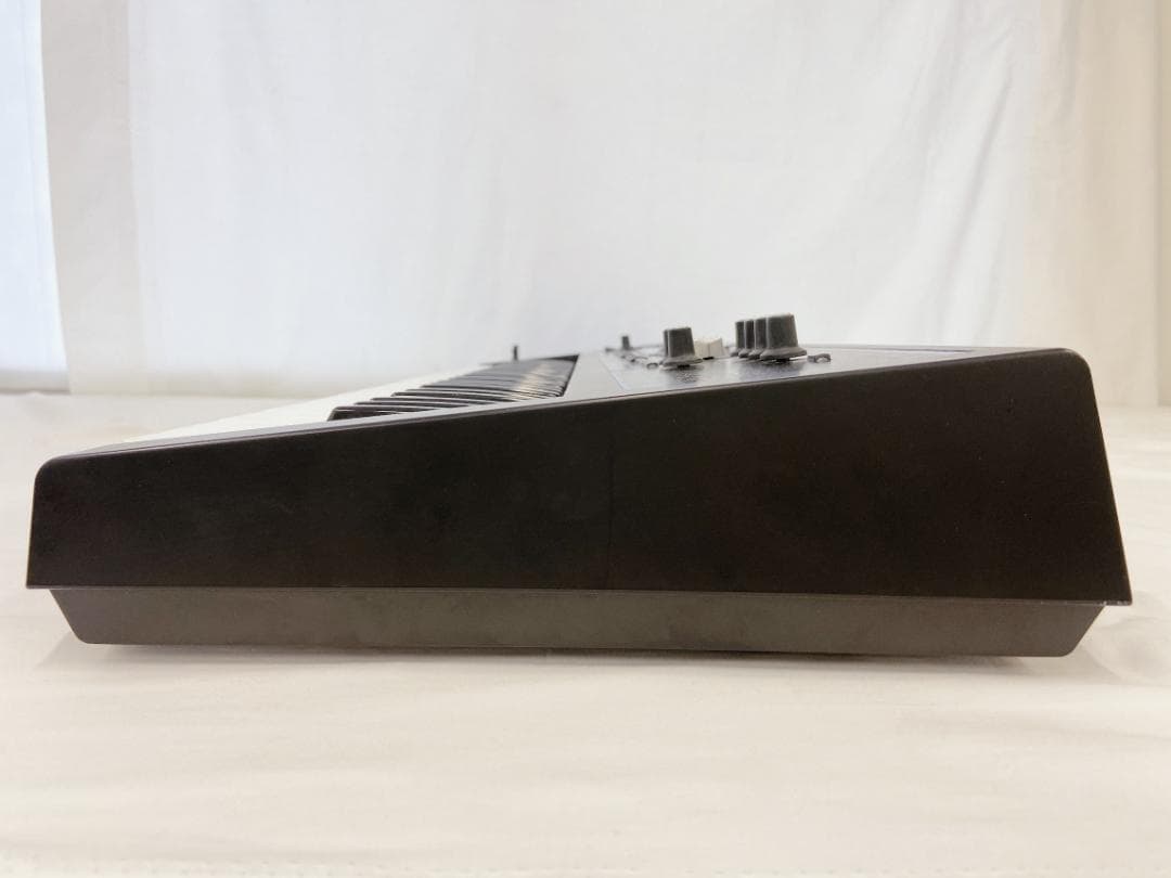 Roland JUNO-Gi シンセサイザー