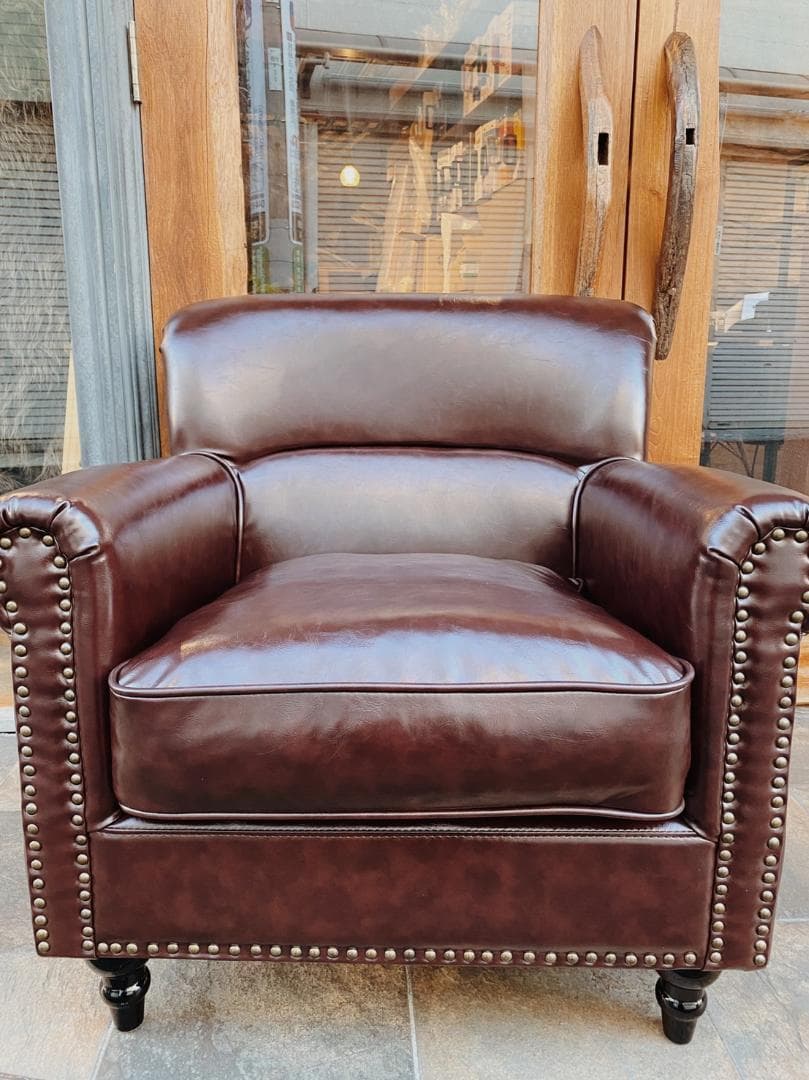 レザーコンパクトチェスターフィールドシングルソファ