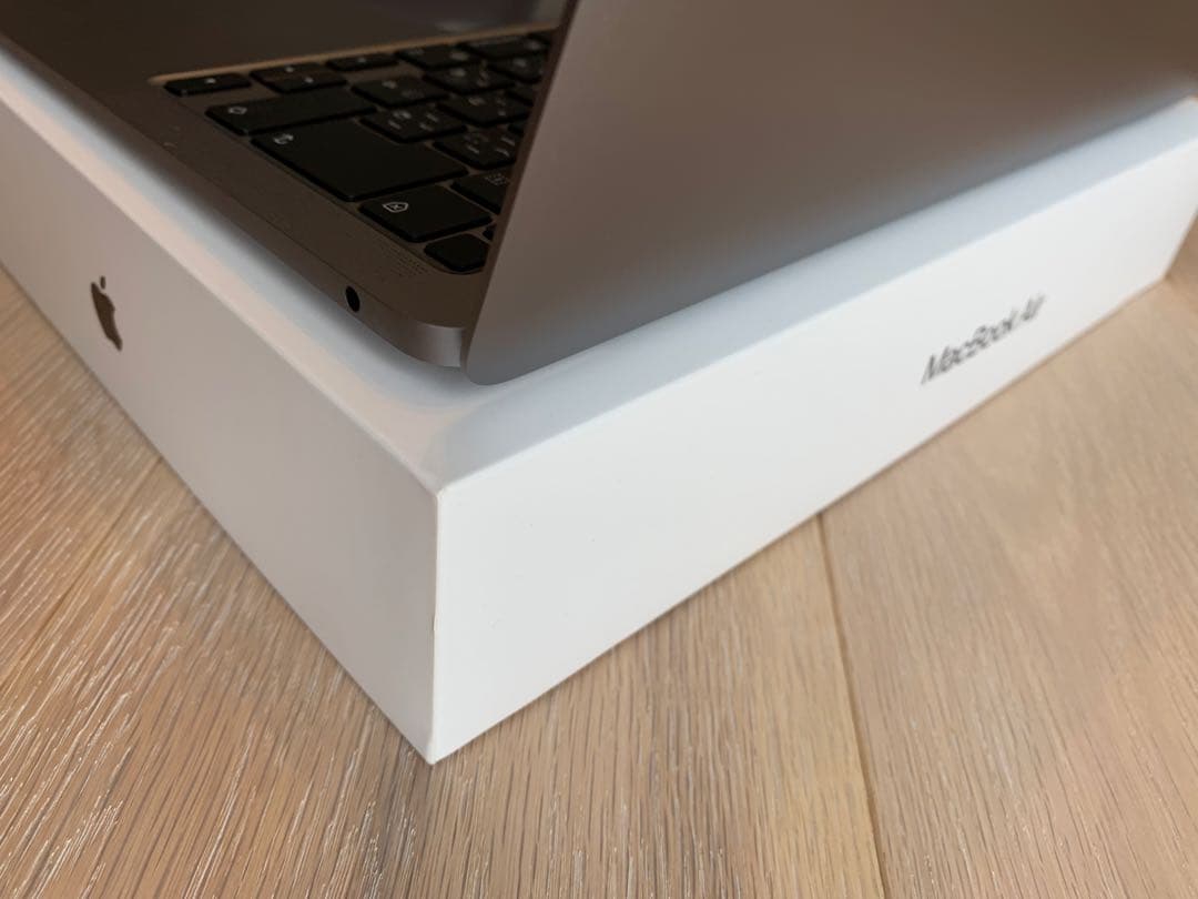 MacBook本体 MacBook Air M1 16G 256G
