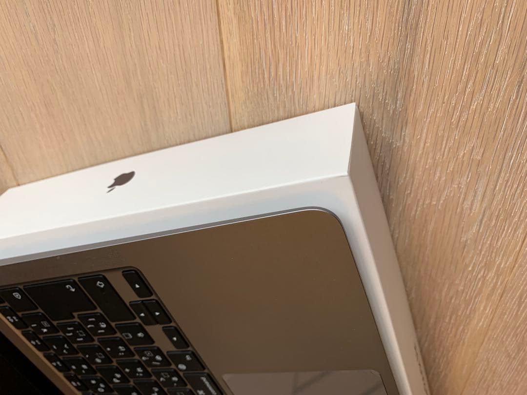 MacBook本体 MacBook Air M1 16G 256G