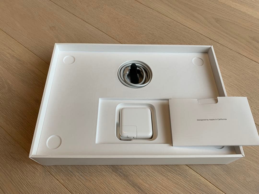 MacBook本体 MacBook Air M1 16G 256G