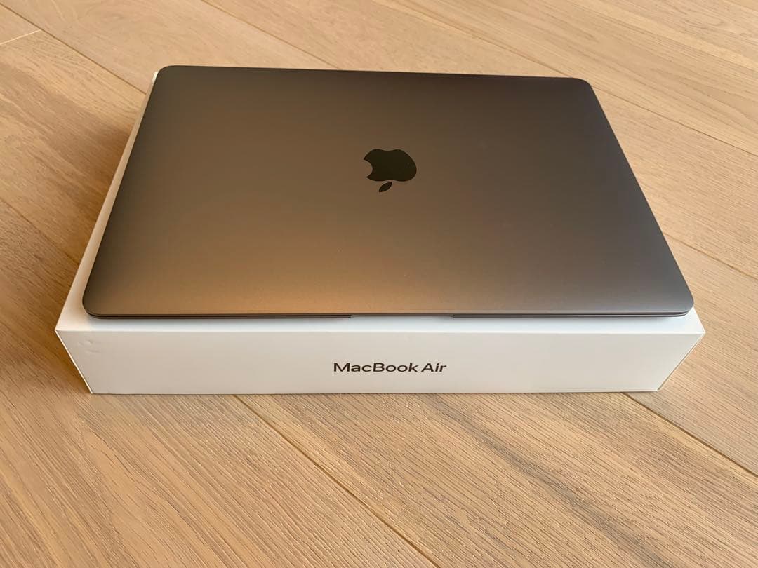 MacBook本体 MacBook Air M1 16G 256G