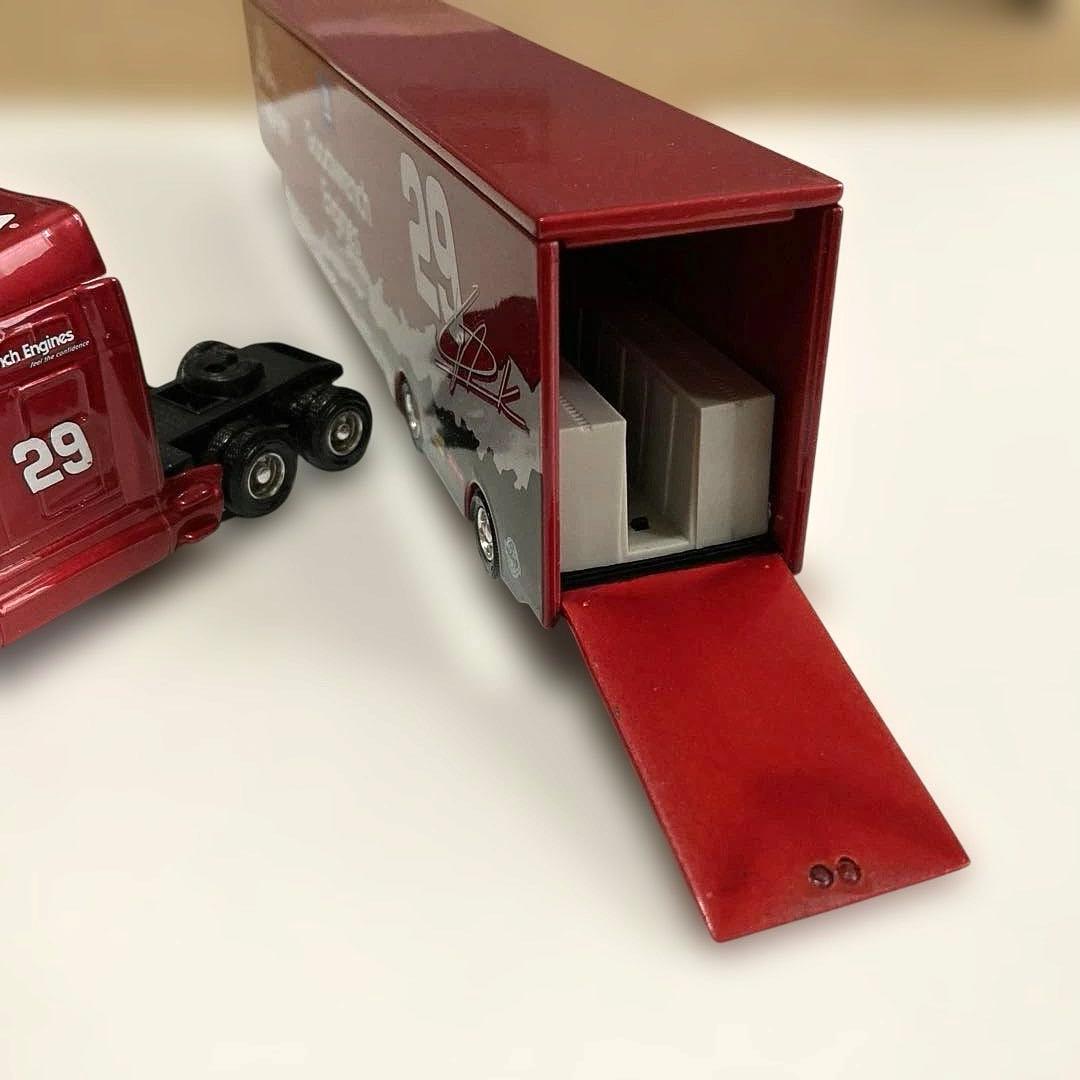 ミニカー Kevin Harvick Snap-on 1/64 2003 Hauler