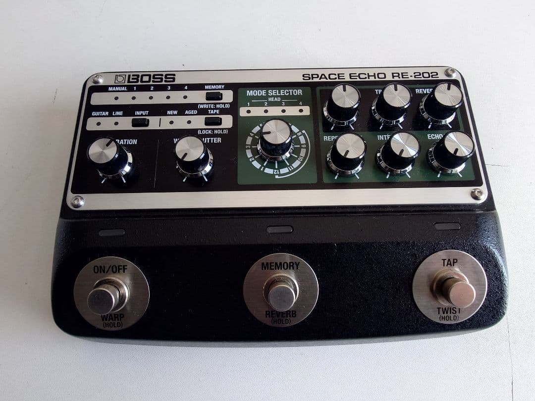 BOSS RE−202 Space Echo 中古