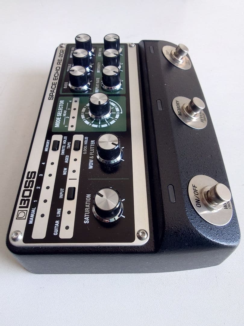BOSS RE−202 Space Echo 中古