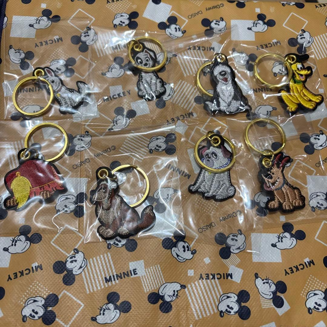 ディズニーストア 刺繍キーホルダー dog セミコンプリートセット