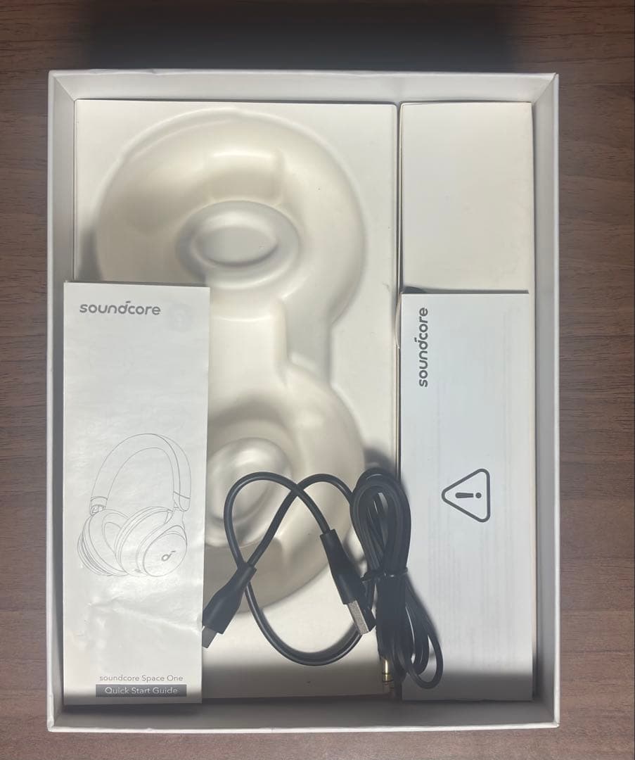 Anker Soundcore space one 付属品全てあり。値下げ可