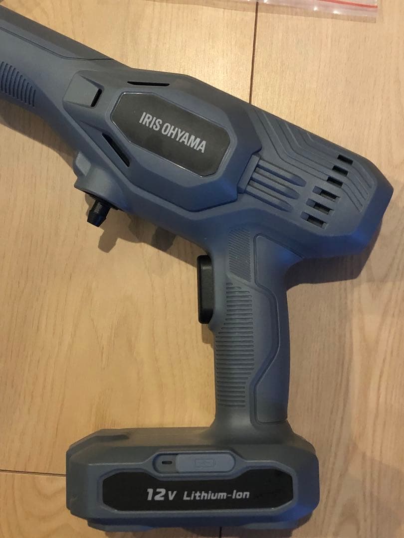 アイリスオーヤマ　高圧洗浄機 ハンディウォッシャー 充電式　2024年製