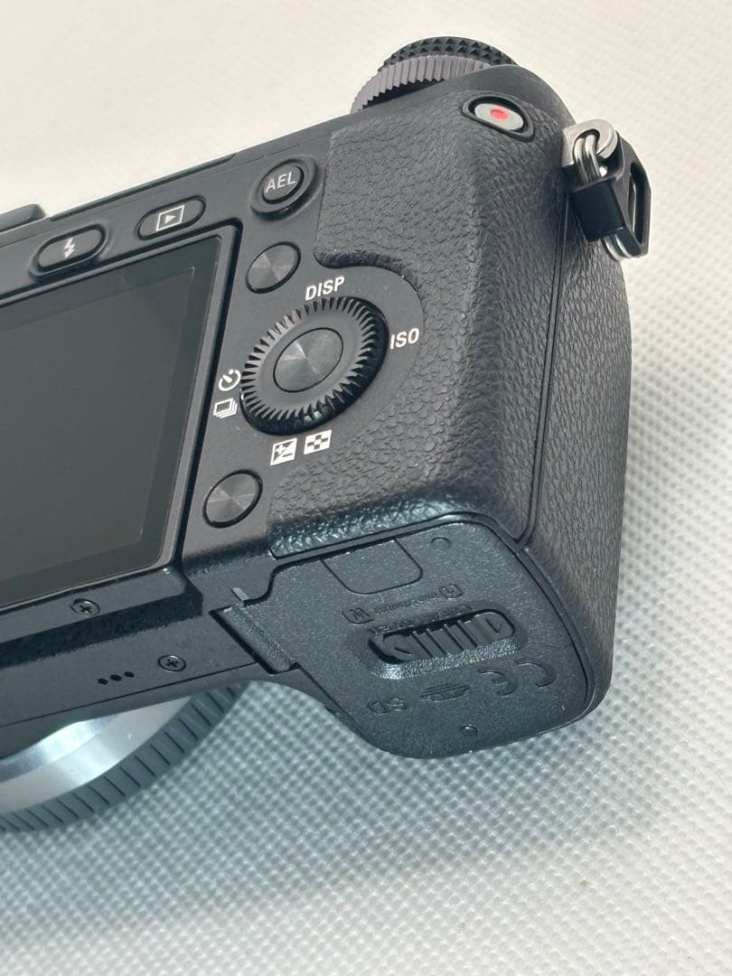 SONY ソニー NEX-6 ミラーレス一眼カメラ ボディ ブラック