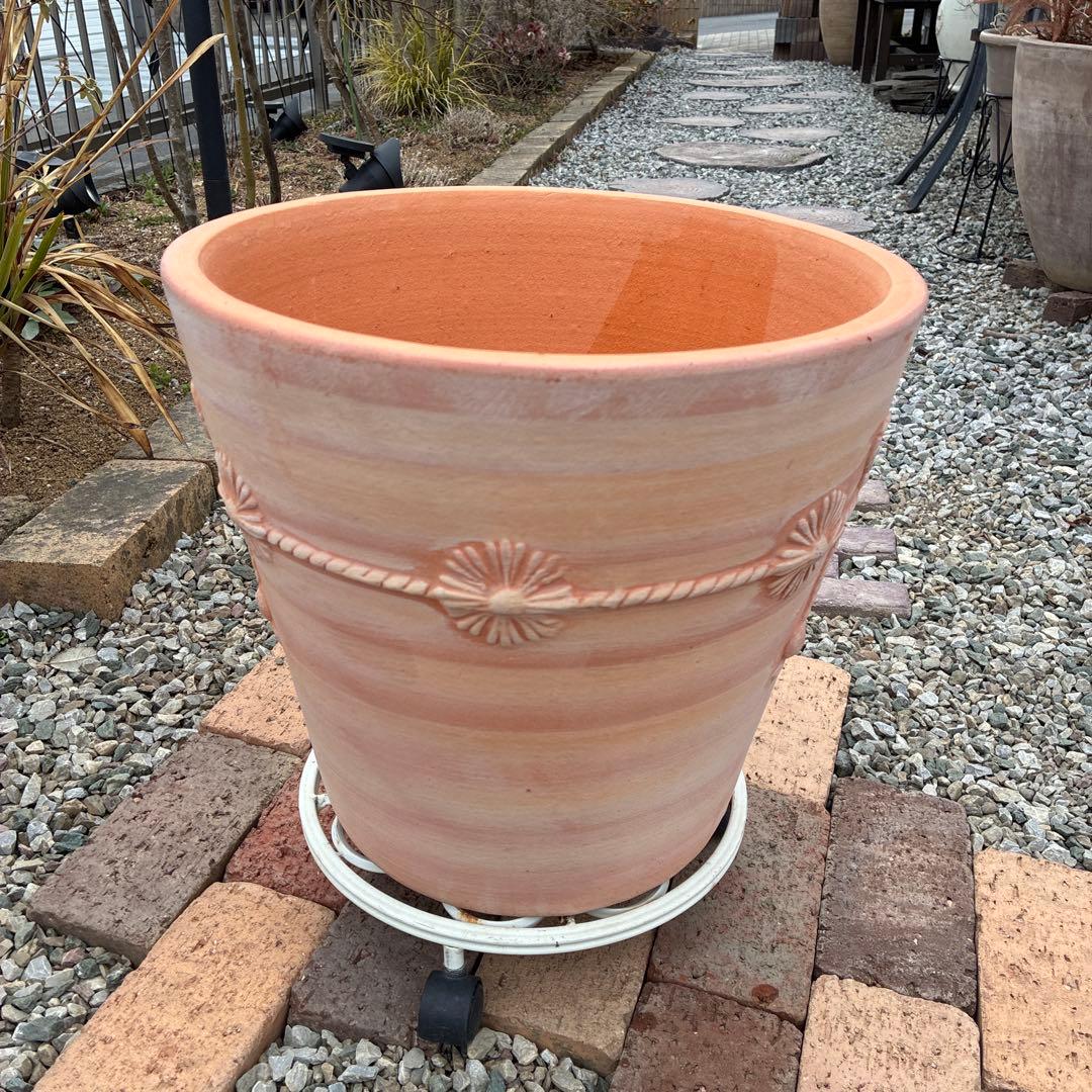 テラコッタ装飾付き 大型12号植木鉢