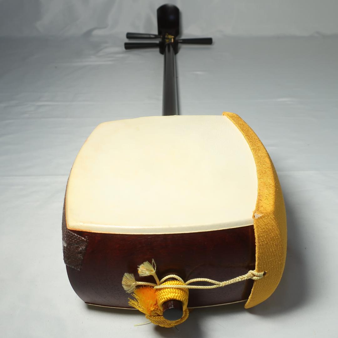 中棹 三味線 トチ 紅木 東触り 撥 ハードケース付 民謡 地唄