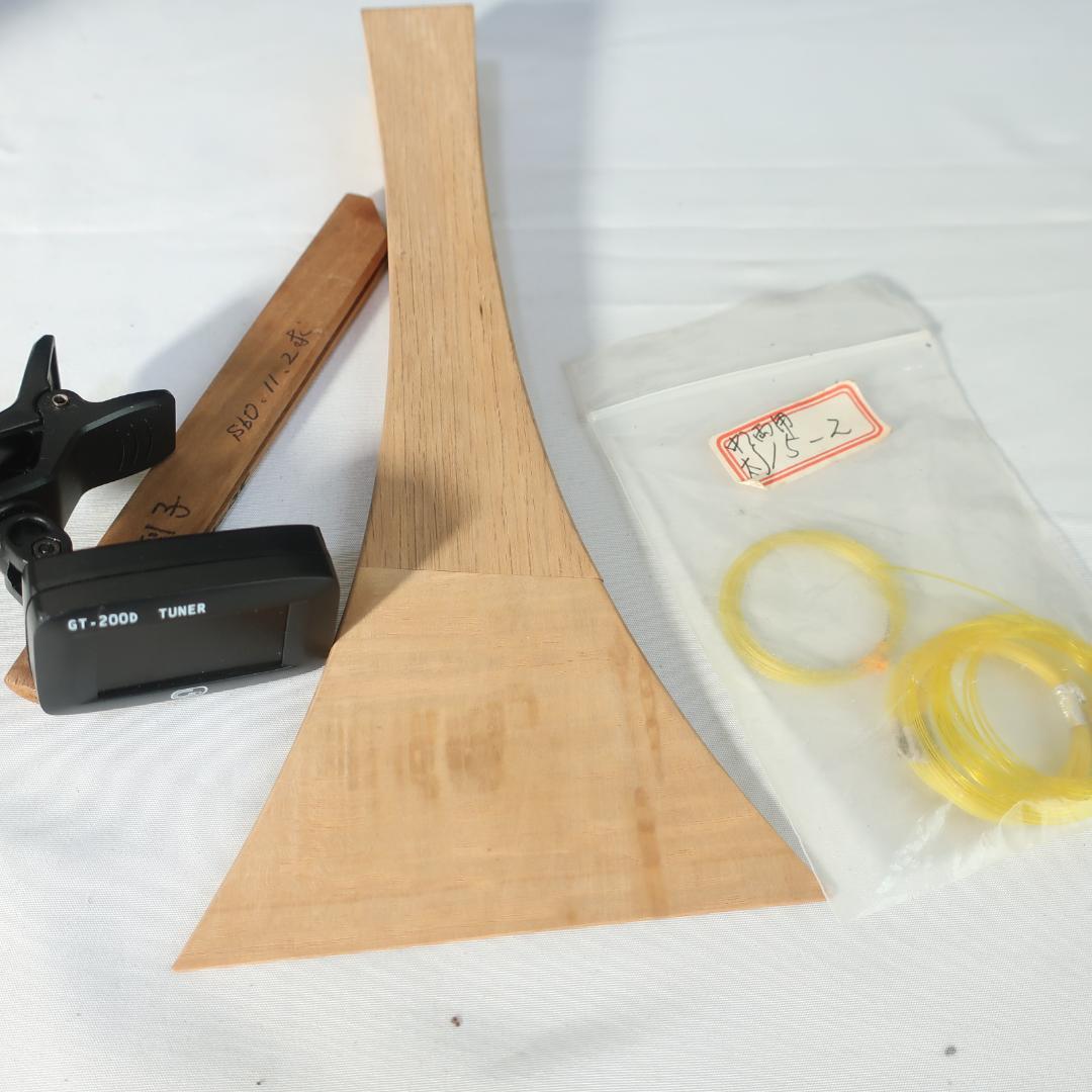 中棹 三味線 トチ 紅木 東触り 撥 ハードケース付 民謡 地唄