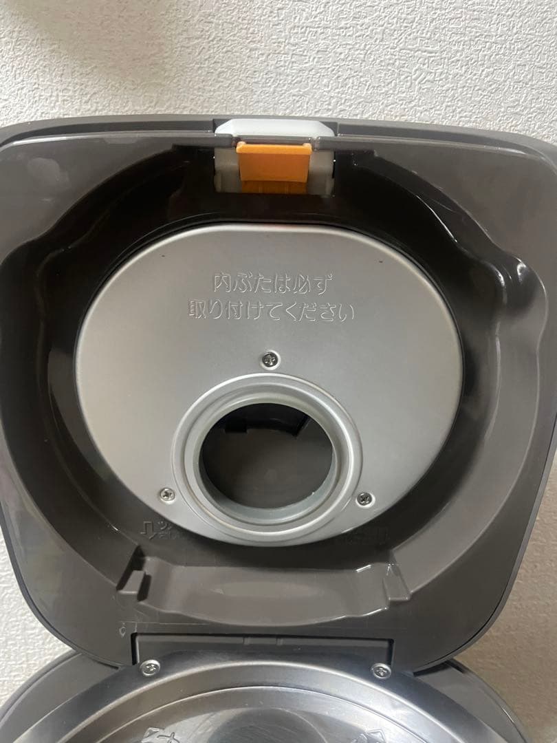 24年製❗象印、IH、豪熱沸騰炊飯器(3合炊き）