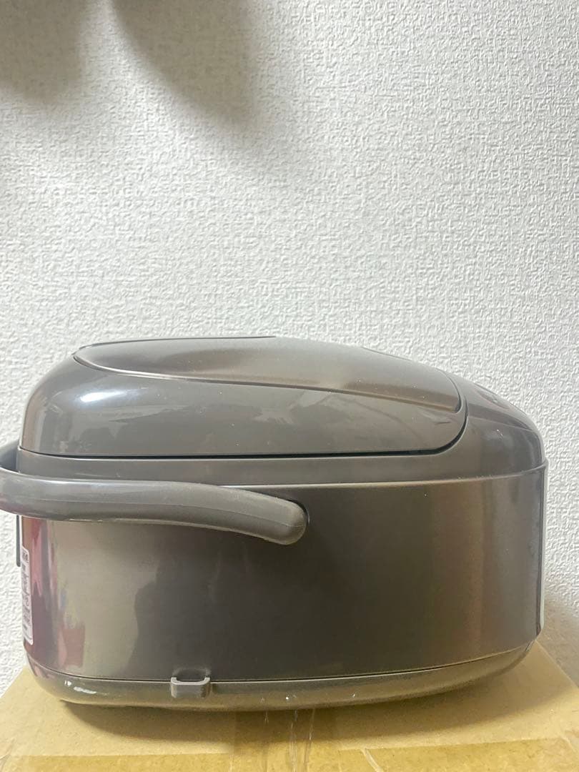 24年製❗象印、IH、豪熱沸騰炊飯器(3合炊き）