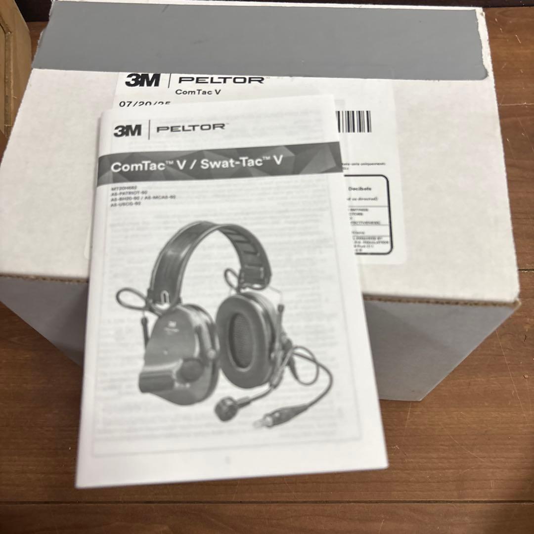 未使用品　米軍　実物　PELTOR COMTAC V PTT スイッチ付き