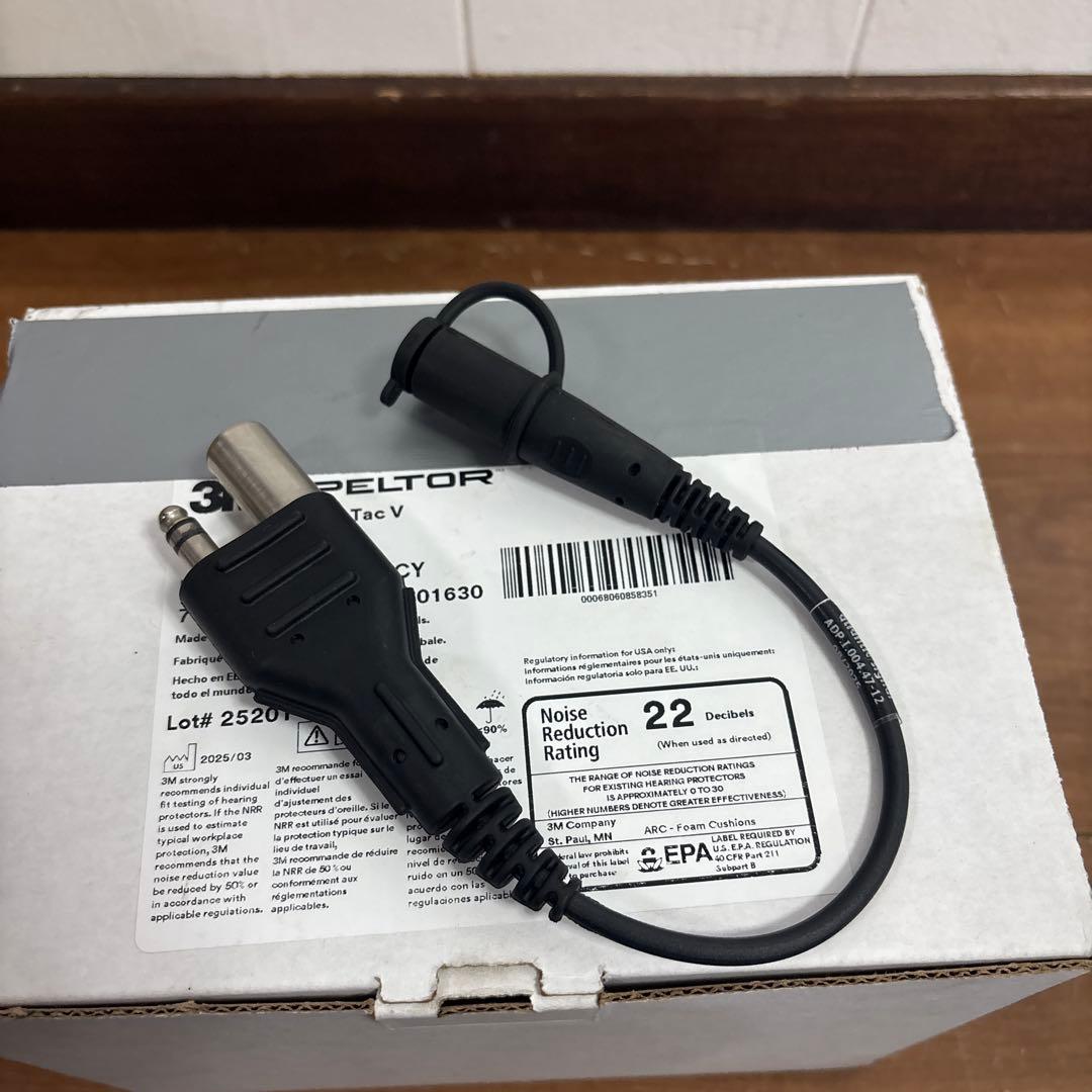 未使用品　米軍　実物　PELTOR COMTAC V PTT スイッチ付き