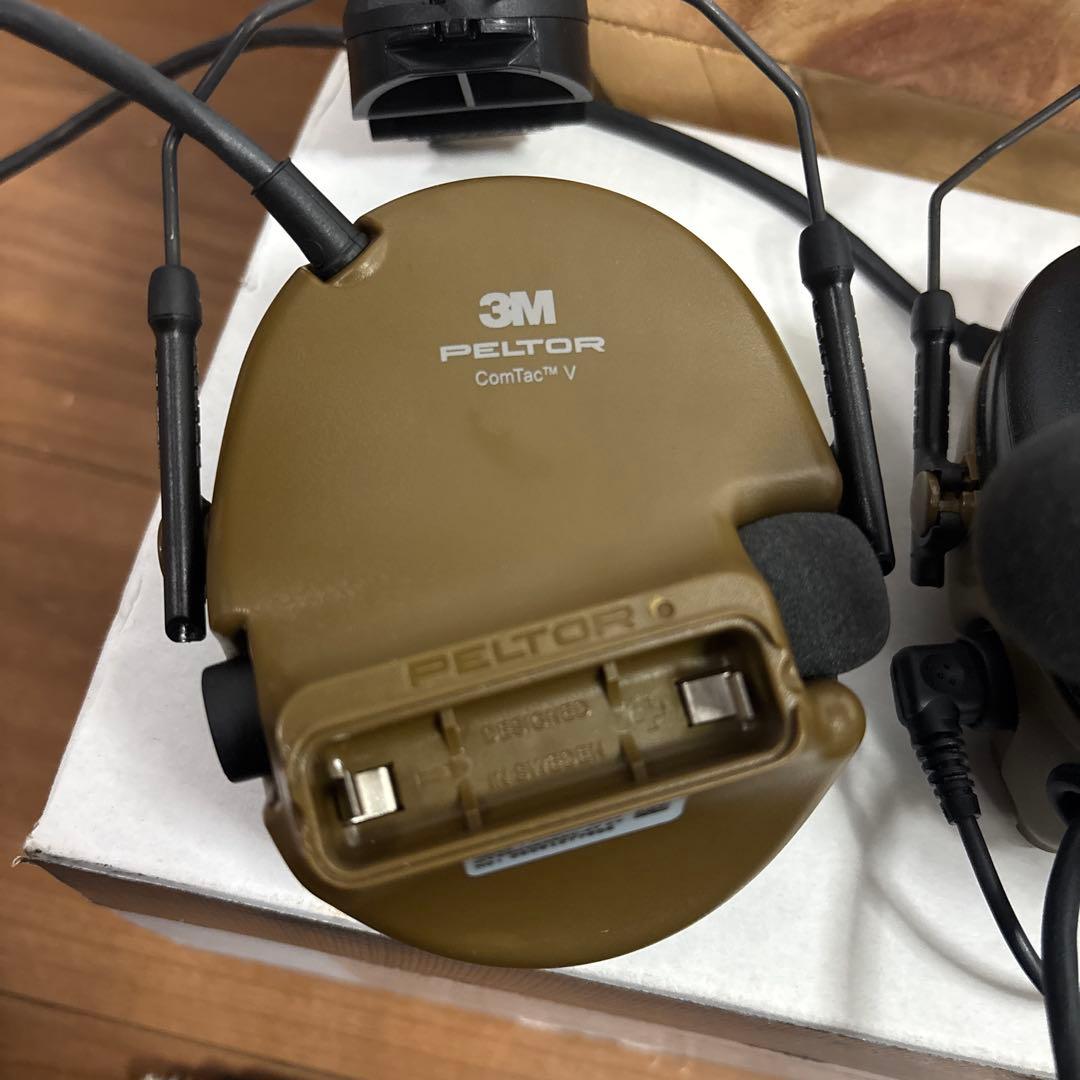 未使用品　米軍　実物　PELTOR COMTAC V PTT スイッチ付き
