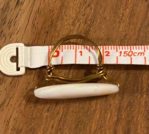 ホワイトオーバルリング 約5cm