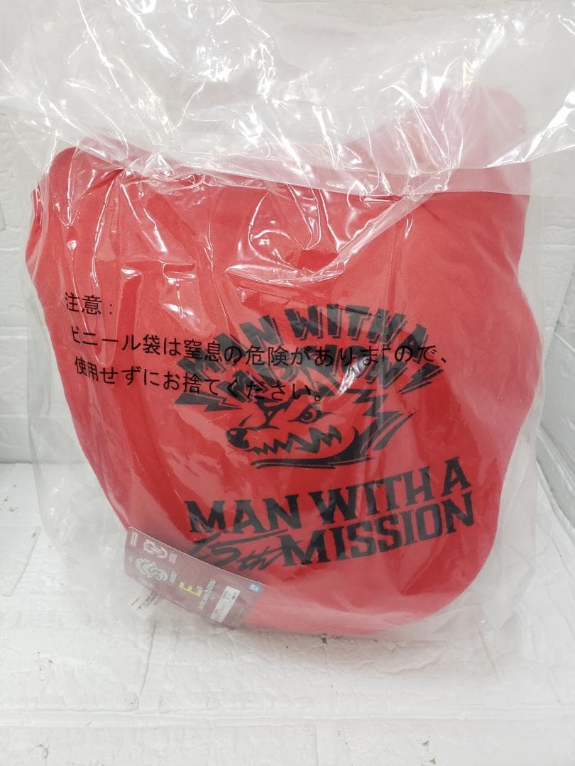 A067-104♪120 一番くじ MANWITHAMISSIONクッション5個