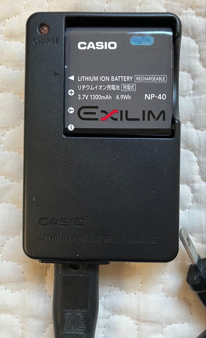 デジタルカメラ　CASIO EXILIM EX-Z300 ジャンク品