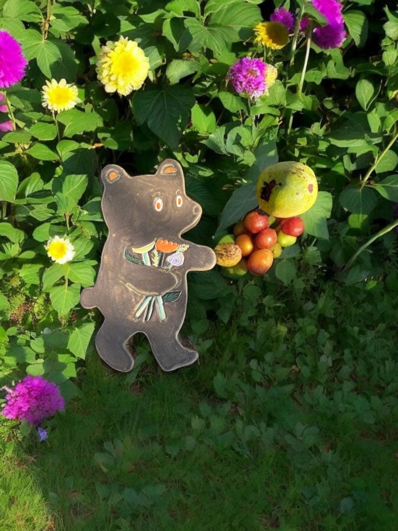 クマのかべかけ　陶