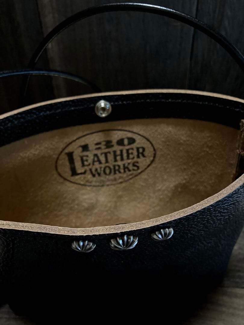 茶芯　イタリアンレザー　サコッシュ