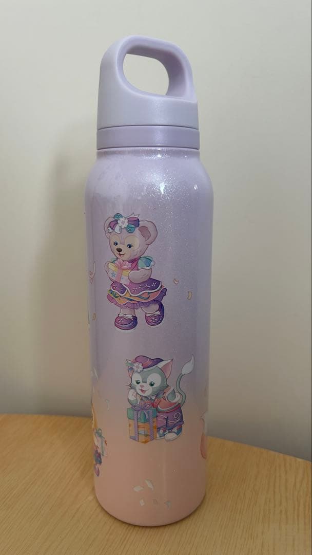 【新品】香港ディズニー20周年　水筒　ダッフィーフレンズ　ボトル