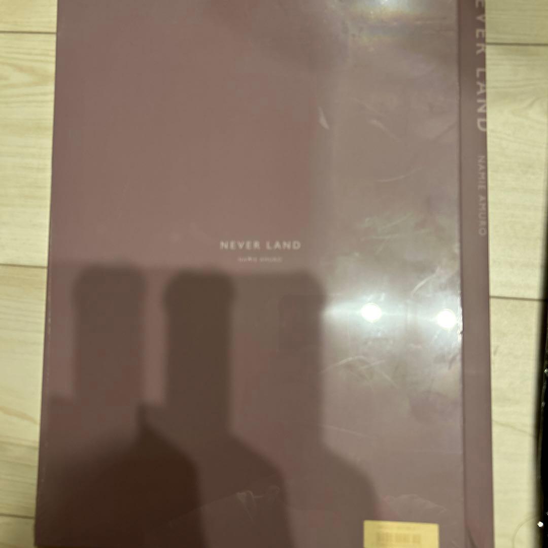 安室奈美恵　ライブTシャツ、フォトアルバムセット販売。新品未使用