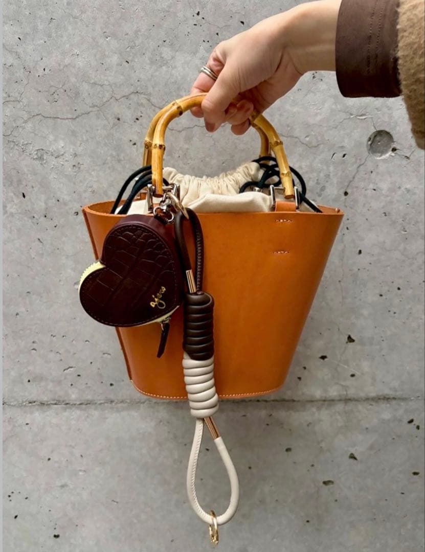 ajew エジュー Coilstrap コイルストラップ ストラップ グレージュ