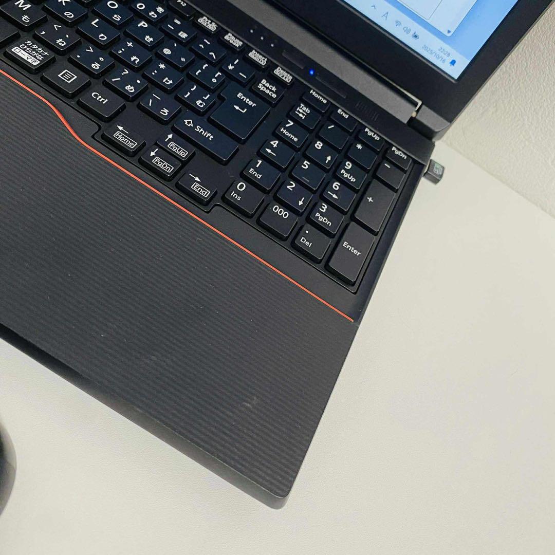 Y857 Fujitsuノートパソコンi5高速SSDサクサクWindows11
