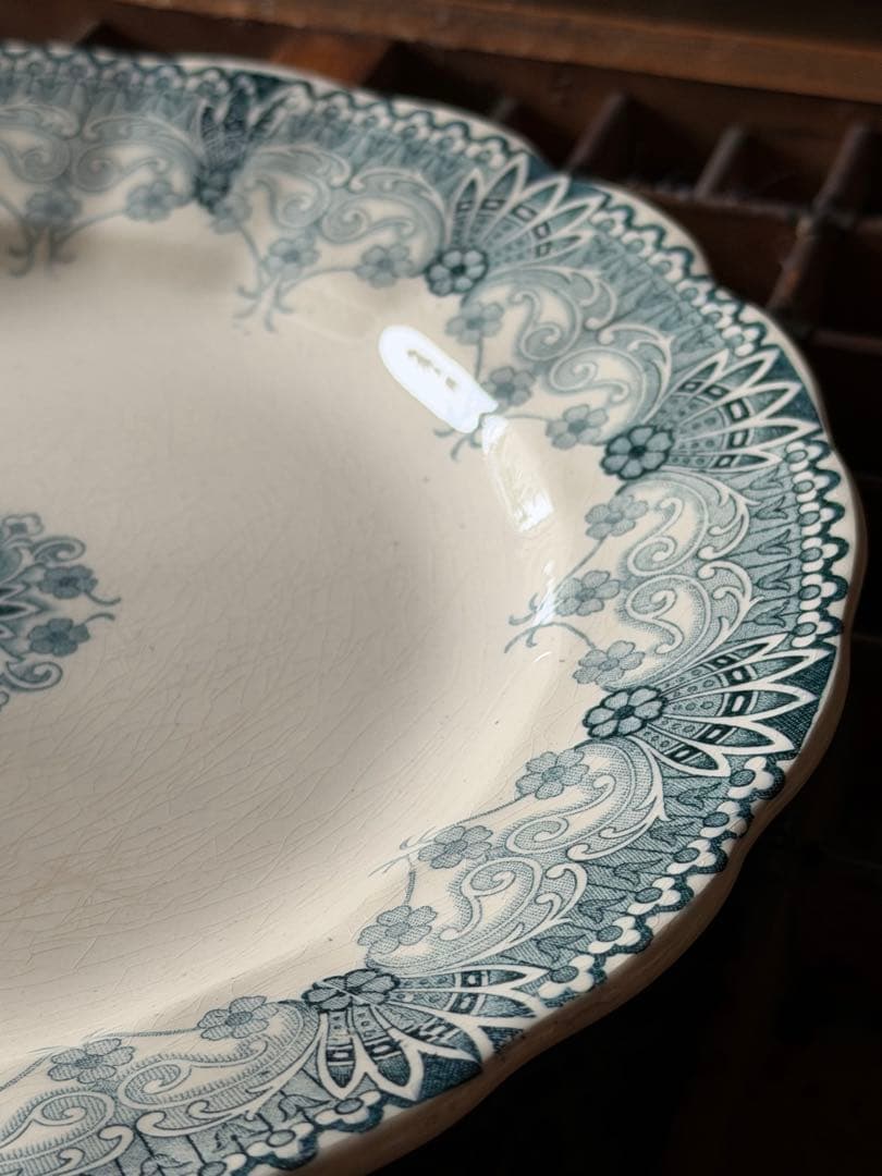 ⚫︎フランスアンティーク⚫︎ショワジールロワ 小花フリル花びら深青プレート 皿