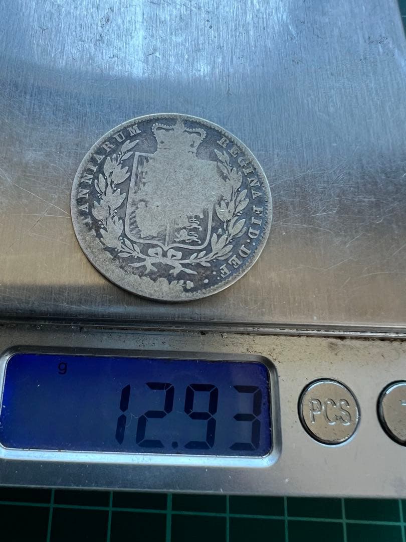 外国銀貨　イギリスハーフクラウン銀貨　1844年