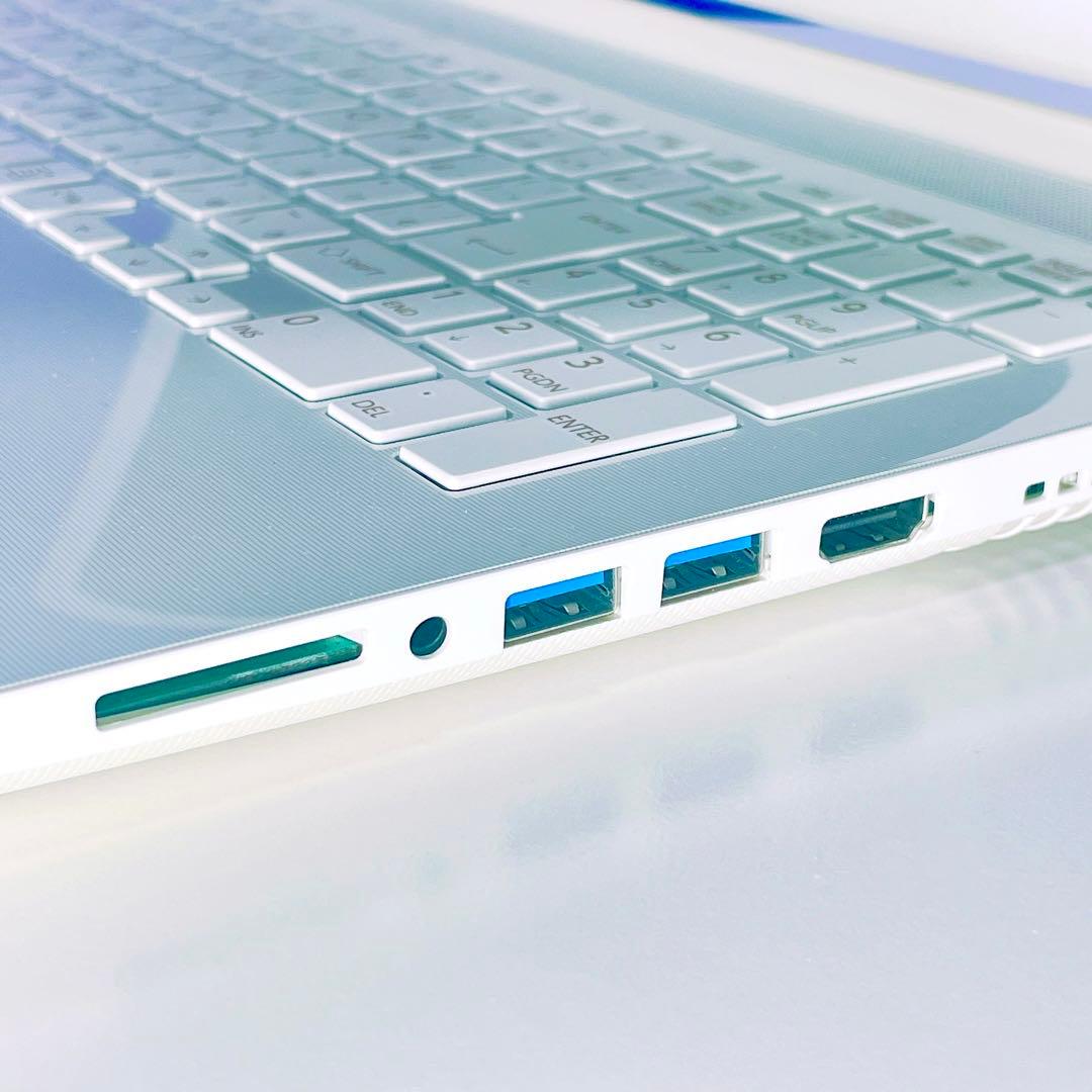 美品✨Corei5✨Windows11✨快速SSD✨東芝白ノートパソコン 薄型