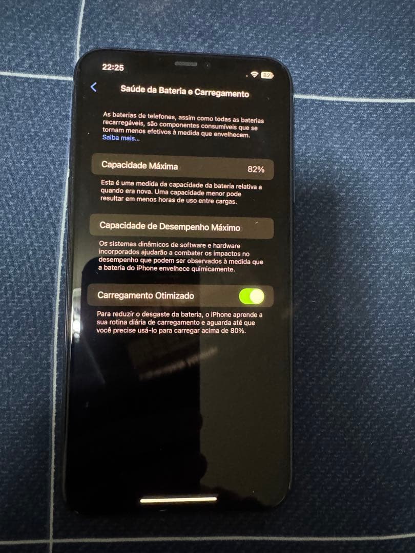 Apple iPhone 11 Pro max 本体
