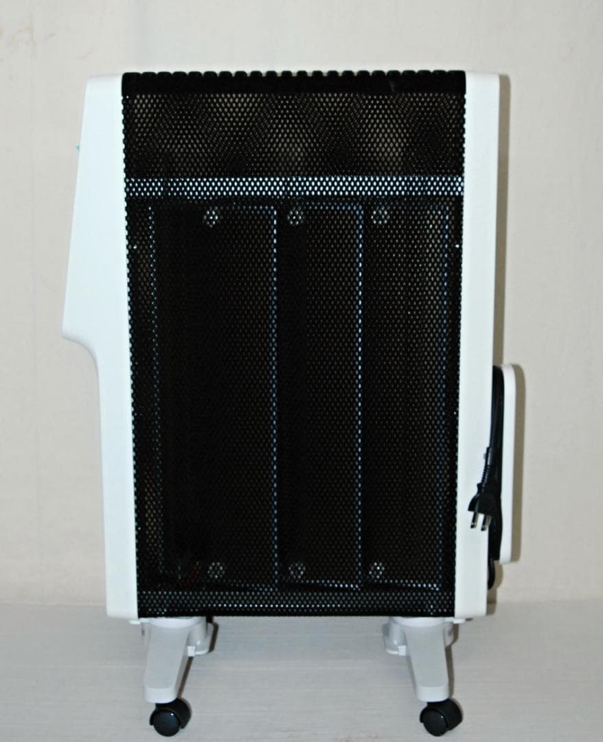 siroca シロカ 遠赤軽量ヒーター かるポカ SN-M351 2025年製