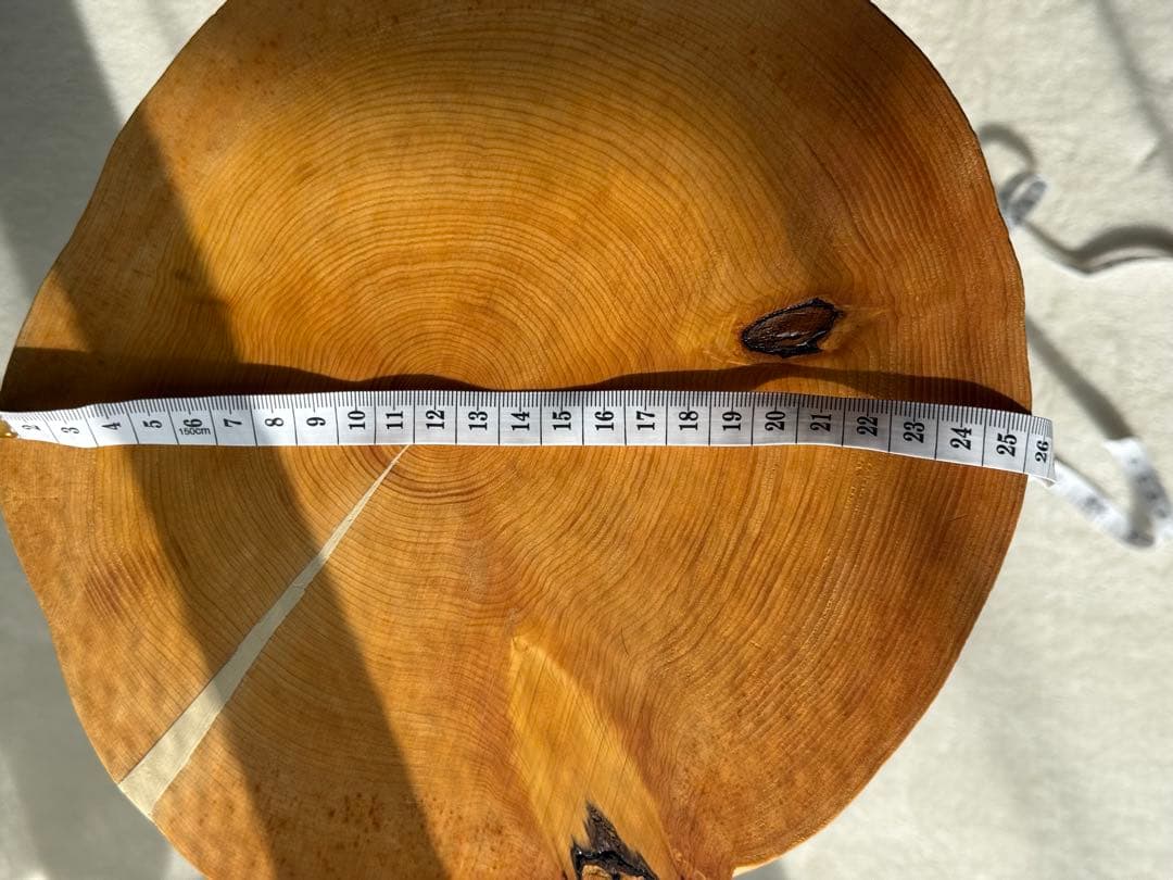 ミニ　コーヒーテーブル　サイドテーブル　天然木　一枚板(k015)一点もの