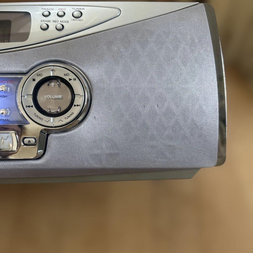 稼働品SHARP CD・MD・ラジオ 本体とリモコン付き