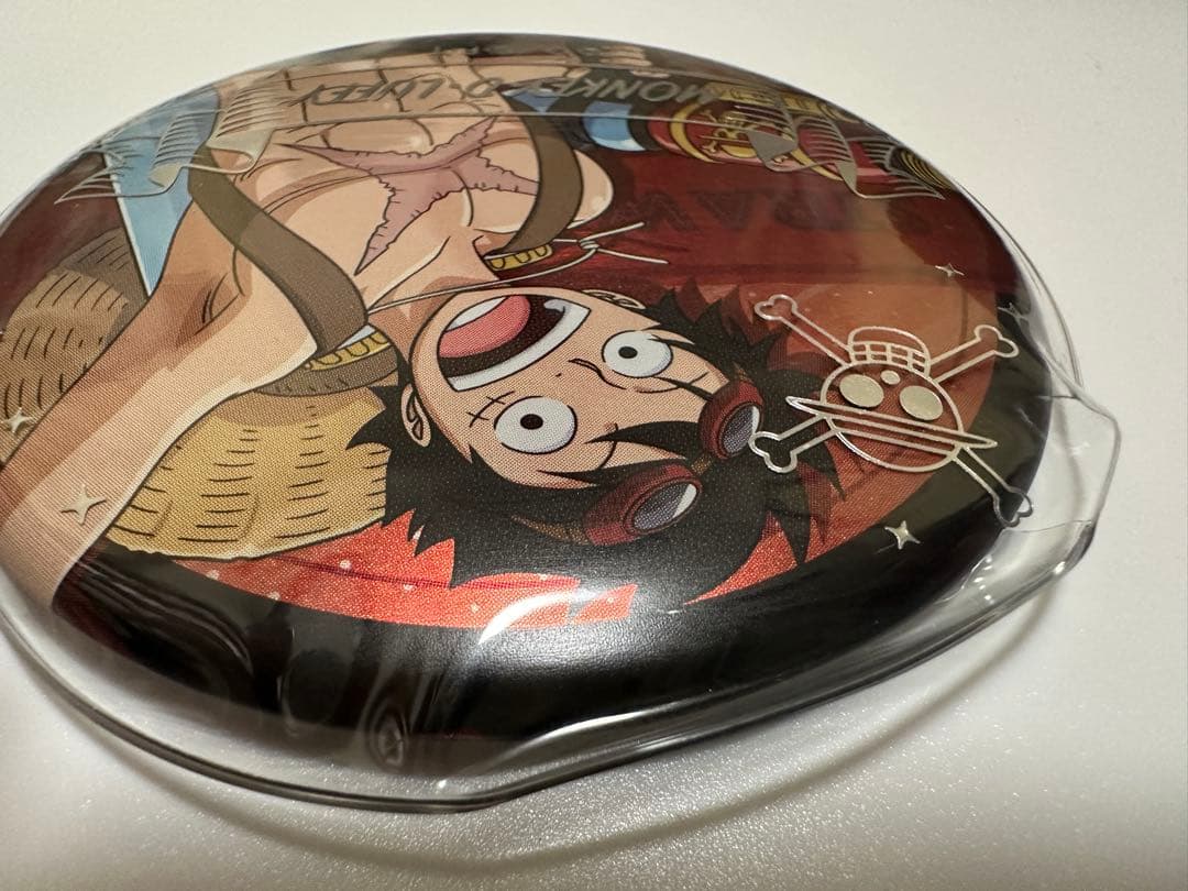 ワンピース　モンキー・D・ルフィ 缶バッジ usj