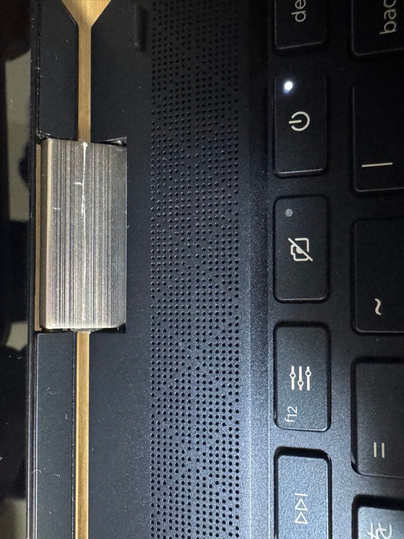 Windowsノート本体 HP Spectre