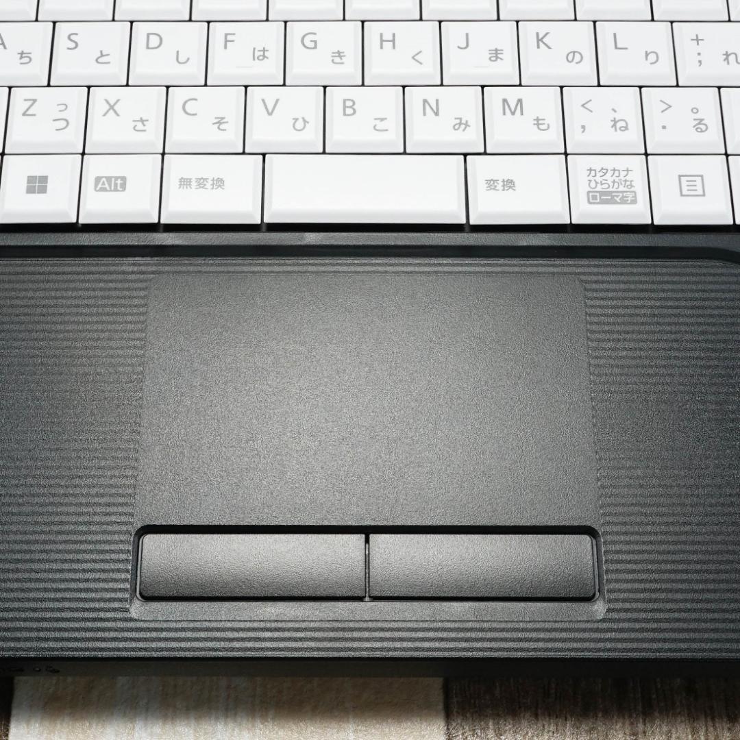 超高速大容量新品ＳＳＤ１ＴＢ搭載✨美品の２０２３年製✨第１２世代ｉ５✨ＦＨＤ液晶